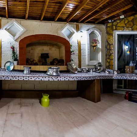 Szálloda Colophon *