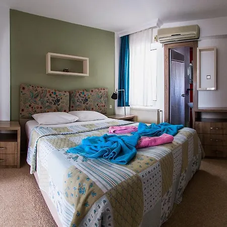 Szálloda Colophon *